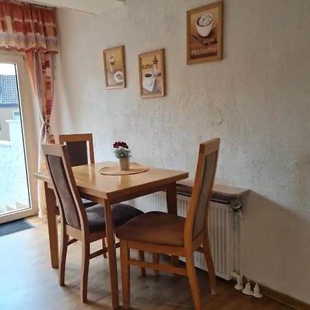 Apartment Ferienwohnung Im Herzen Wernes *